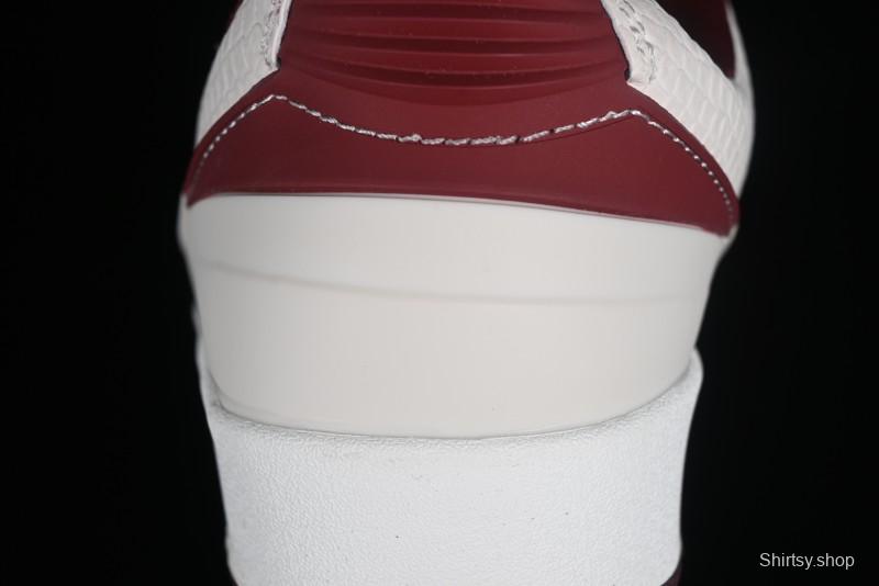 Air Jordan 2 Retro Low-Top Basketball Shoes